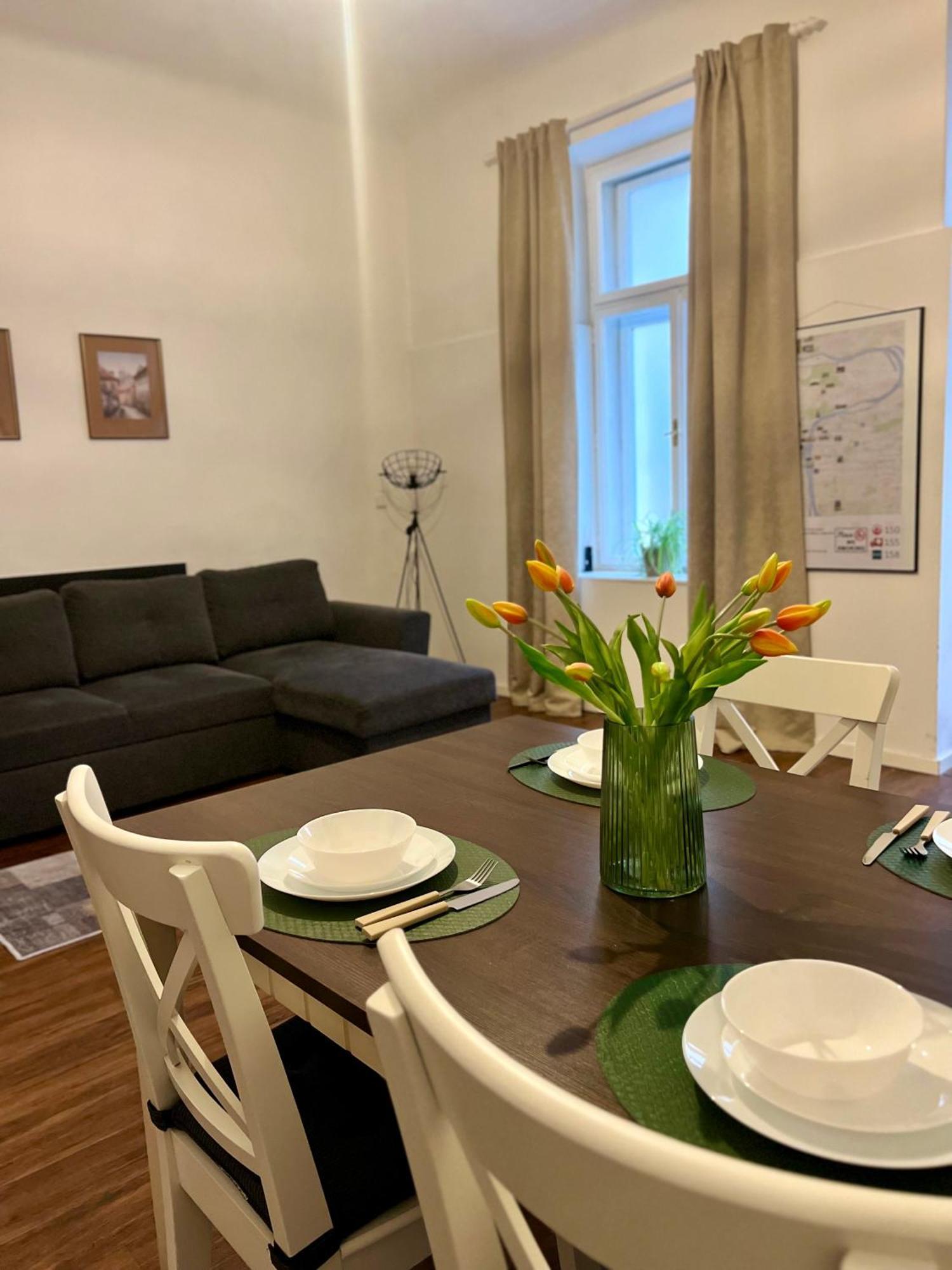 Lovely Prague Havanska - With Free Parking Bagian luar foto